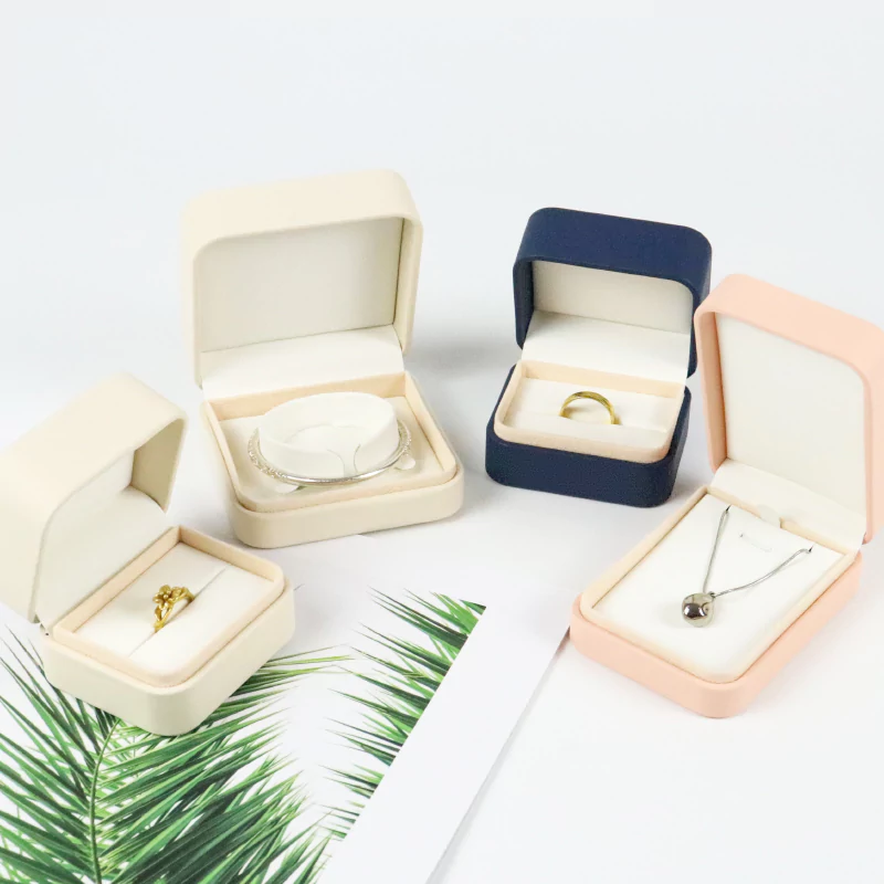 Customizable Logo Printing Velvet Luxury Mystery Jewelry Ring Necklace Packaging Box Crown Win Packaging Manufacturer