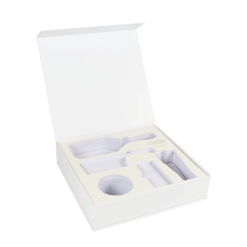 Custom-designed cardboard magnetic packaging box for hair care sets | supplier