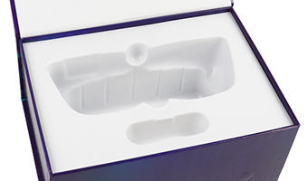 Plastic tray