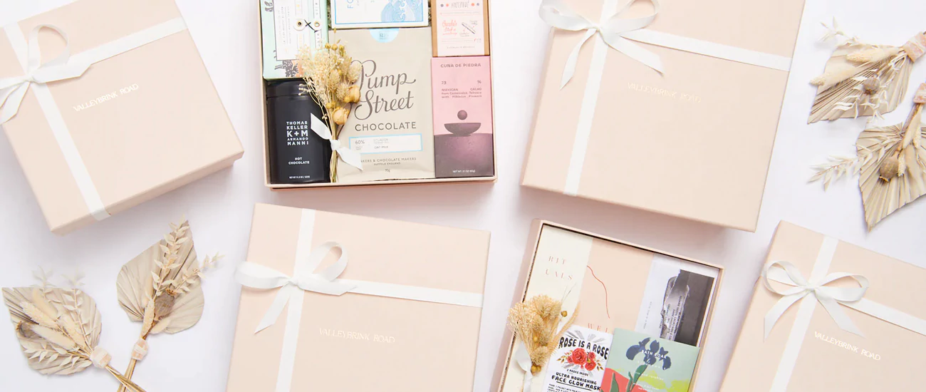 Lid and base packaging box