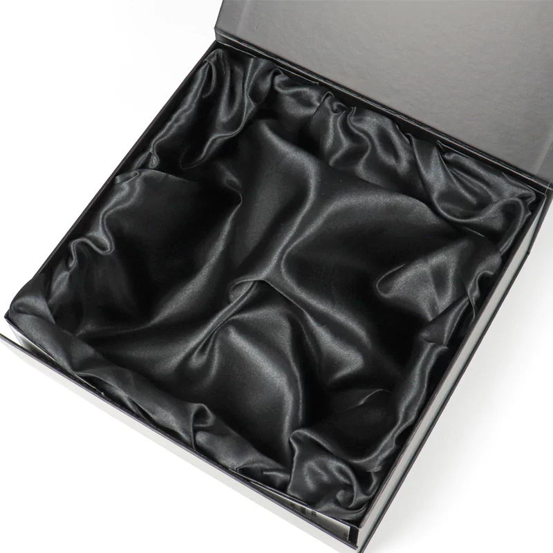 clothes packaging box