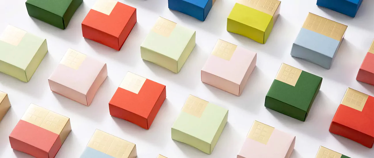 Custom packaging box