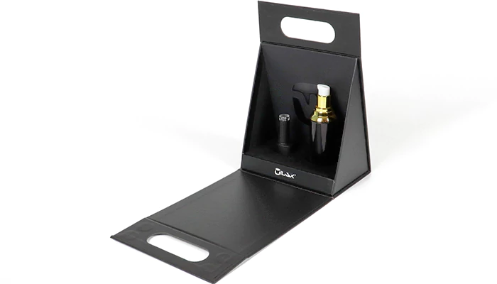 Triangle magnetic cosmetic packaging box