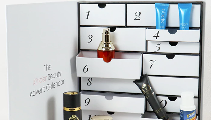 Custom calendar gift box