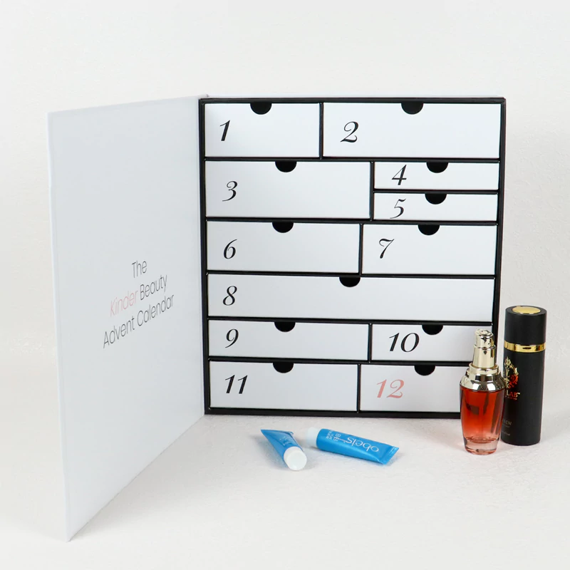 white Calendar gift box8
