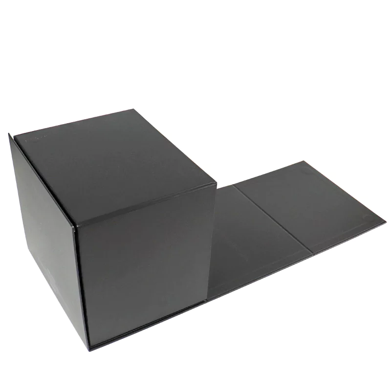 Custom folding box