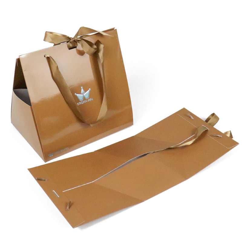 Custom personalized triangle folding bridesmaid wedding gift bags supplier