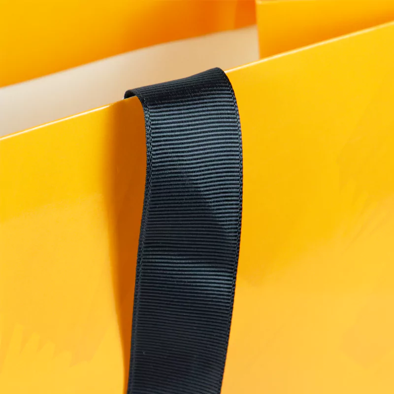 Custom paper gift bag