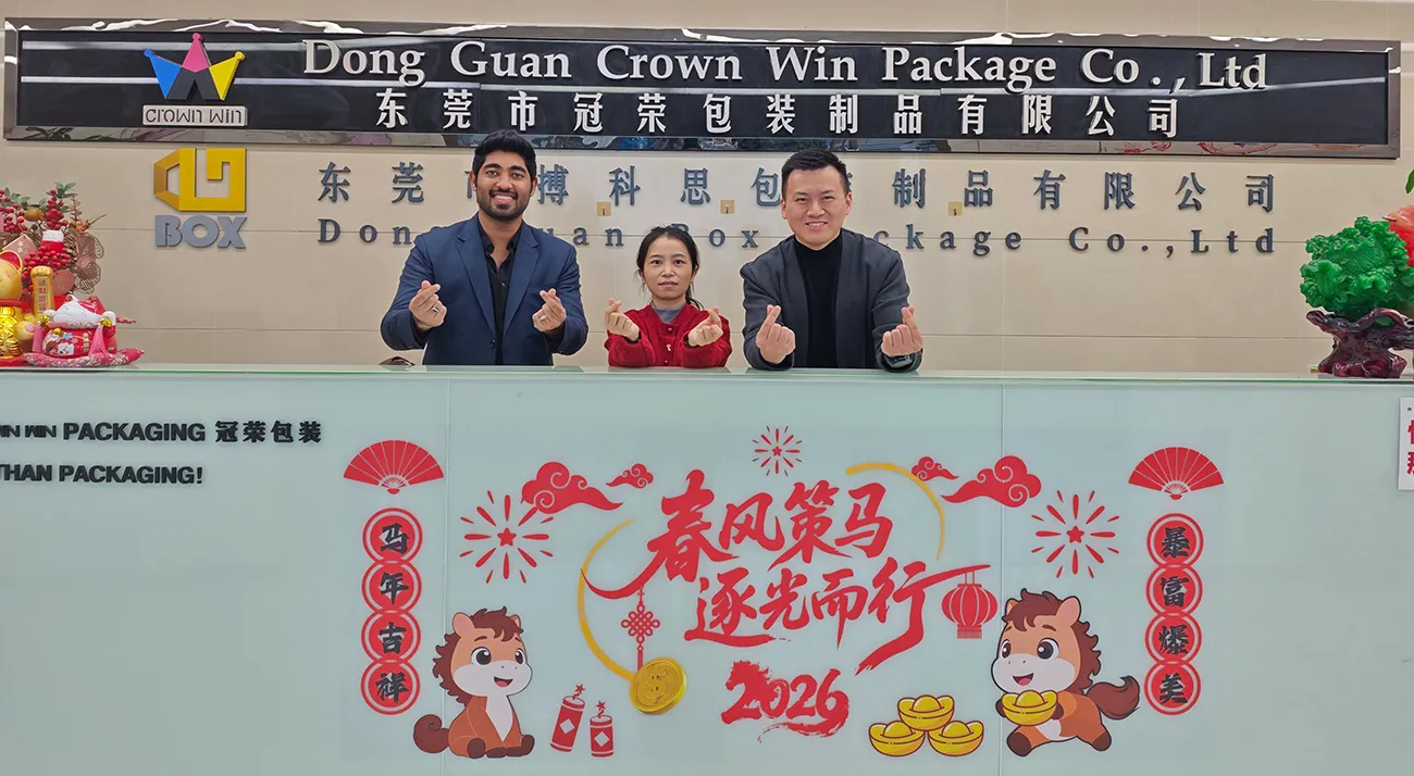 Middle Eastern chocolate brand client visits Crown Win's ISO-certified paper packaging production line in Guangzhou