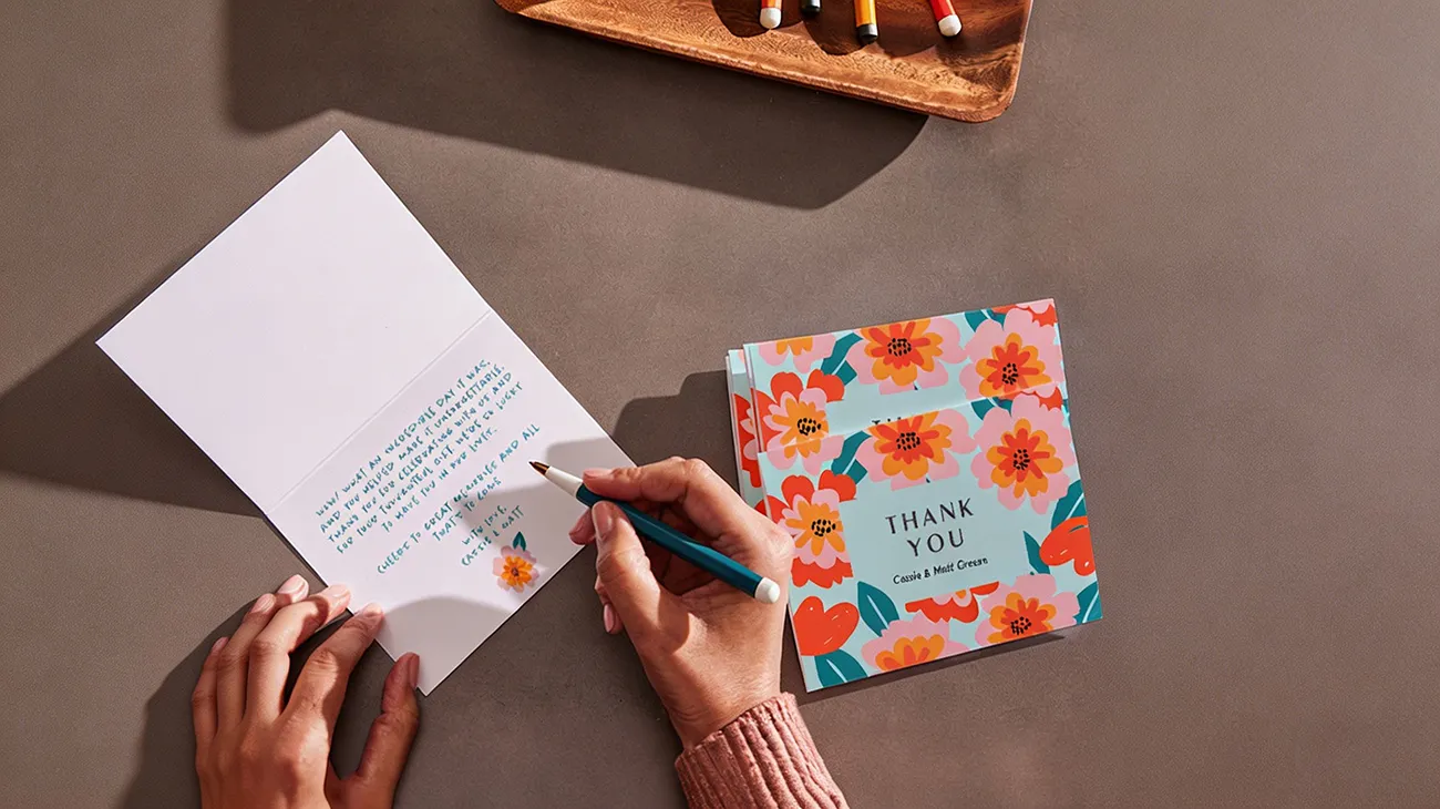 7 expert tips for writing a perfect customized packaging thank-you card for e-commerce